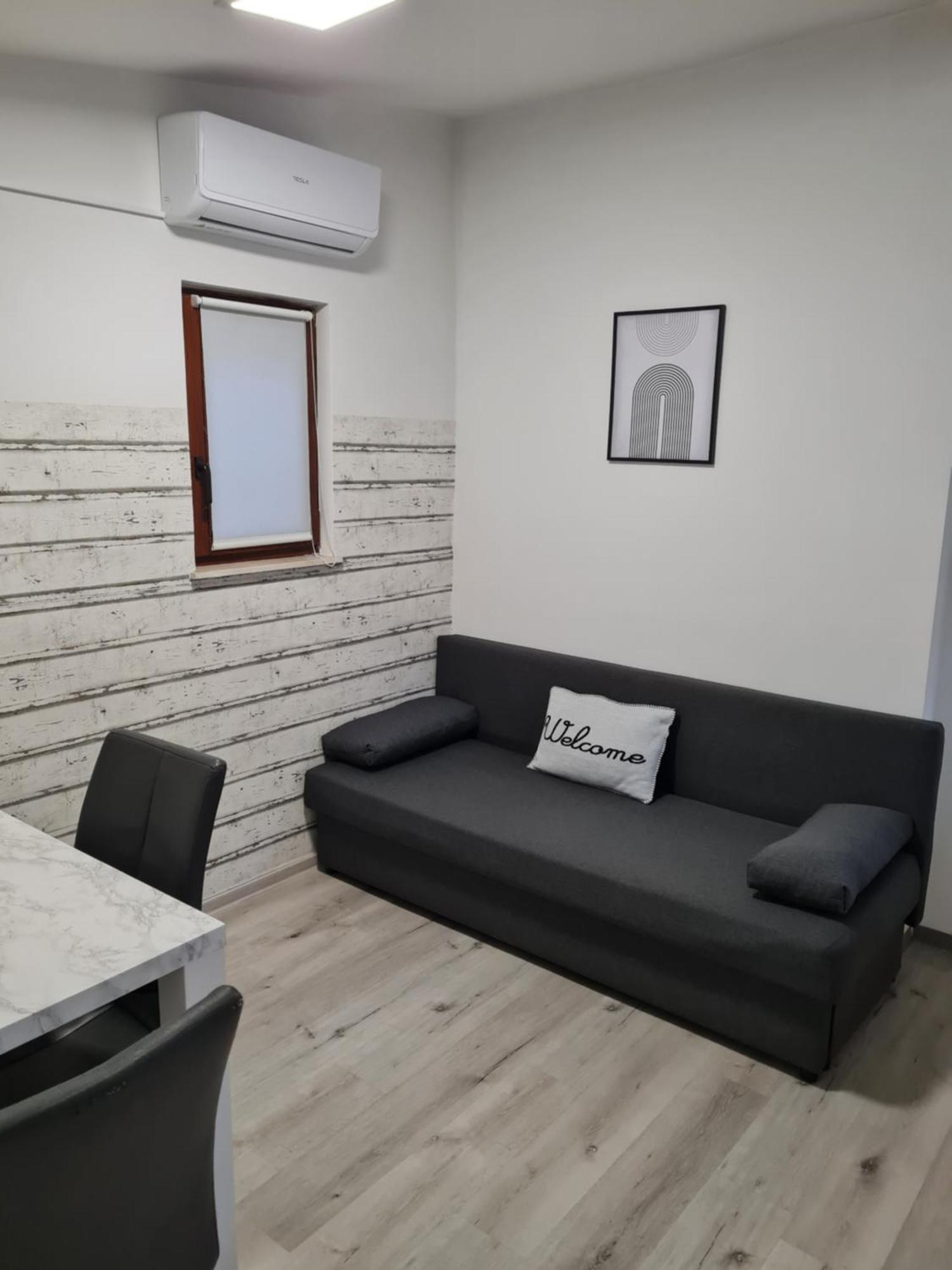 Aspen + Free Parking Apartment